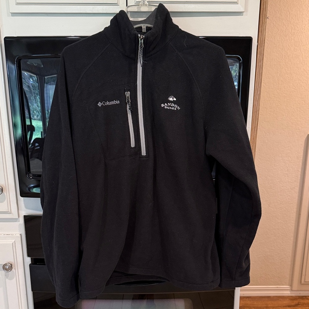 Columbia fleece quarter zip. Size Large. Bandon Dunes logo. Very soft and comfy